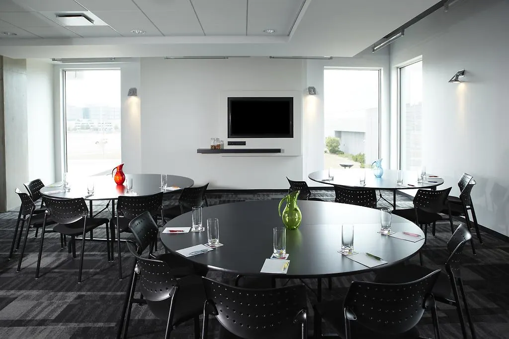 Alt Hotel Toronto Airport Mississauga