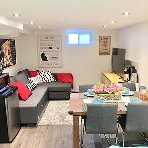 Luxury Bachelor Pointe-Claire